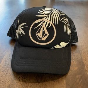 Volcom trucker style hat